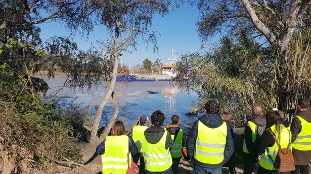ABCSevilla: El Puerto de Sevilla avanza en el dragado del Guadalquivir con un grupo de científicos
